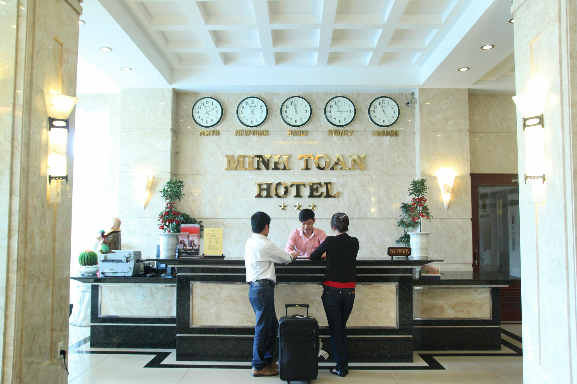 Minh Toan Athena Hotel Da Nang Exterior foto